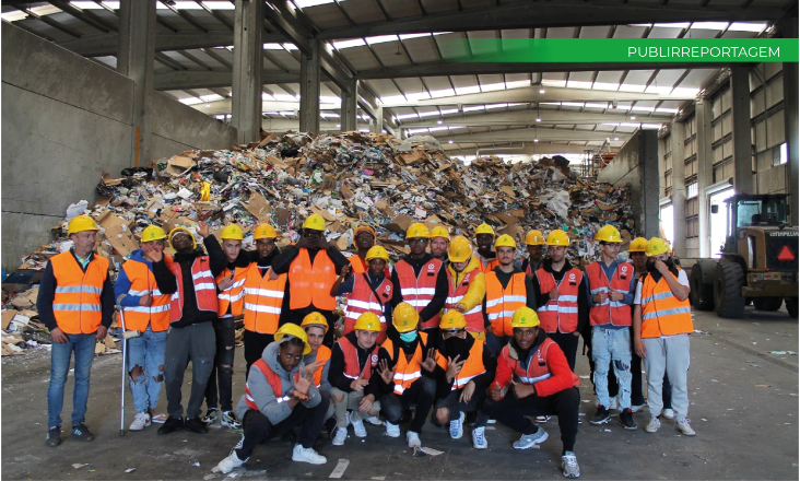 AÇÕES DE SENSIBILIZAÇÃO AMBIENTAL DA TRATOLIXO COM CRESCIMENTO DE MAIS DO DOBRO EM 2024